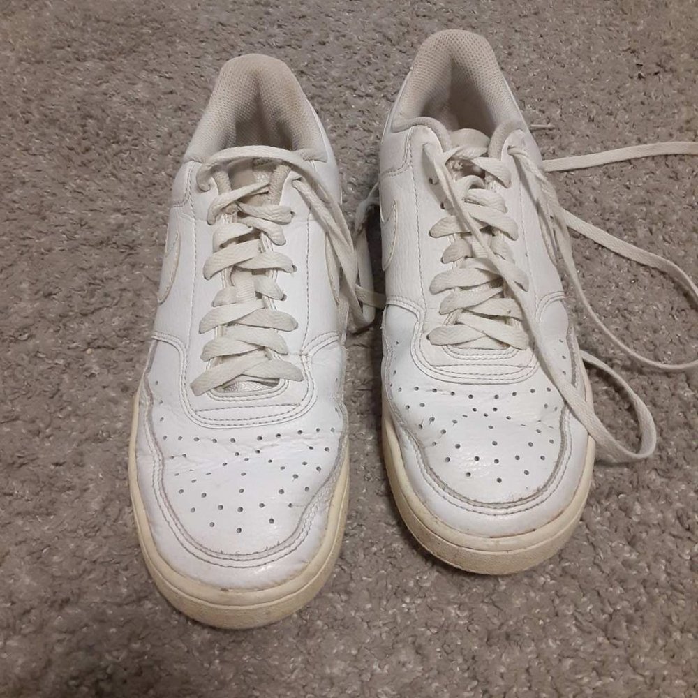 Women's Size 8 Nike Court Vision White Low - Picture 3 of 16